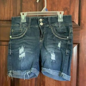 Wallflower denim midi shorts - size 3